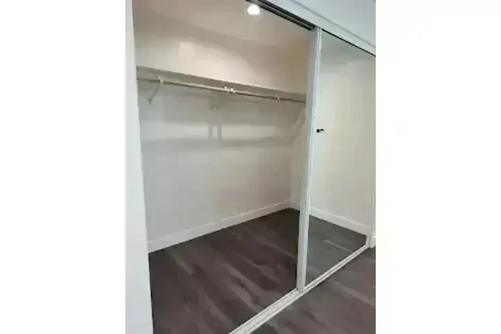 $2950 : HUNTINGTON PARK RENTO CASA image 6