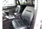 $28982 : Ford Explorer 2023 AWD XLT 4 thumbnail