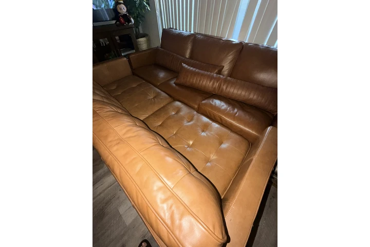 $1 : Gratis dos sofás image 1