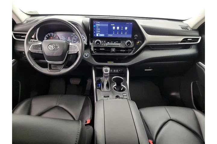 $37998 : Toyota Highlander 2023 XLE 4 image 9