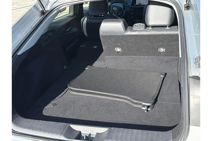 $29410 : Toyota Prius 2025 LE 4dr Hat image 9