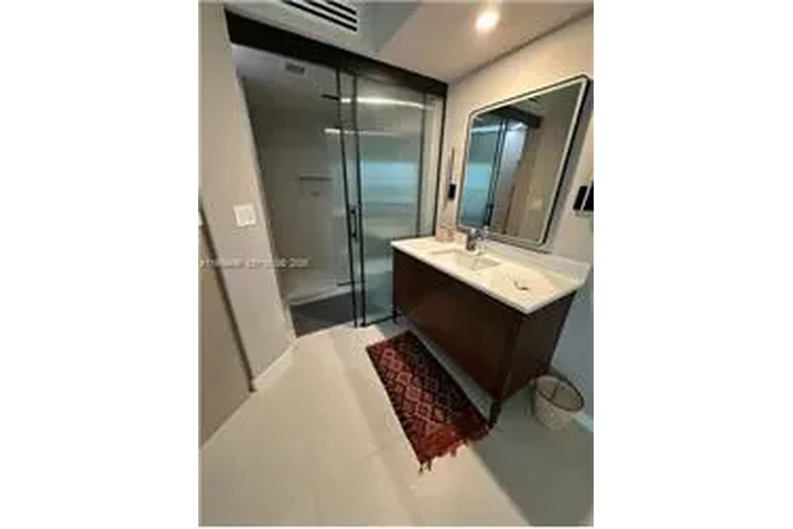 $4500 : Rental property with 2 bedro image 9