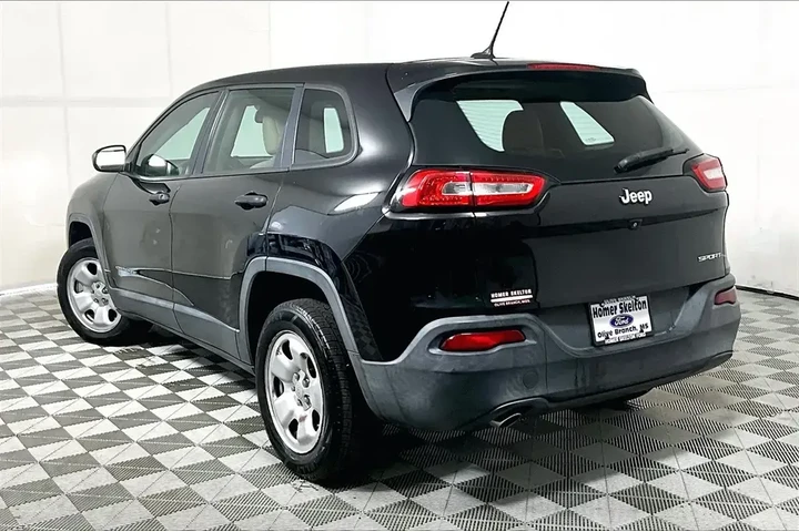 $12343 : Jeep Cherokee 2015 Sport 4dr image 10