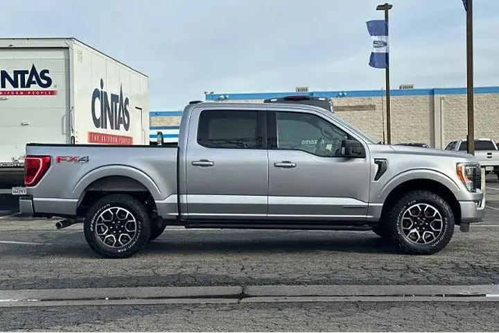 $30357 : Ford F-150 2021 4x4 XLT 4dr image 8