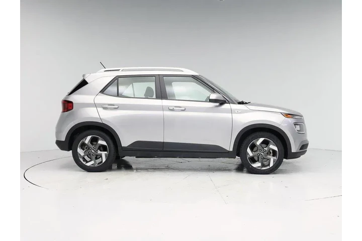 $18998 : Hyundai VENUE 2024 SEL 4dr C image 7