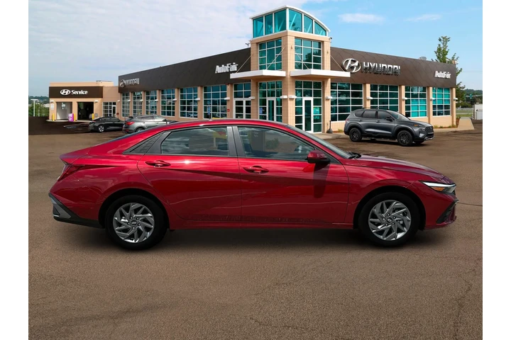 $22900 : Hyundai ELANTRA Hybrid 2025 image 9