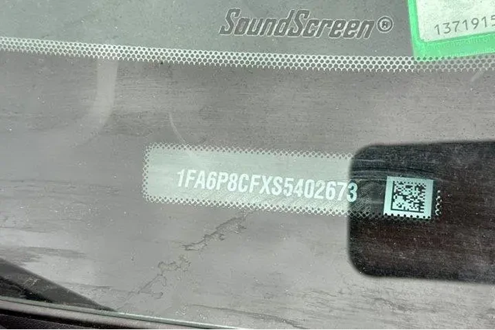 Ford Mustang 2025 GT Premium image 3