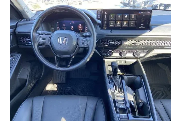 $27487 : Honda Accord Hybrid 2025 EX- image 9