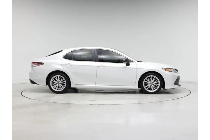 $18998 : Toyota Camry 2018 XLE 4dr Se image 7