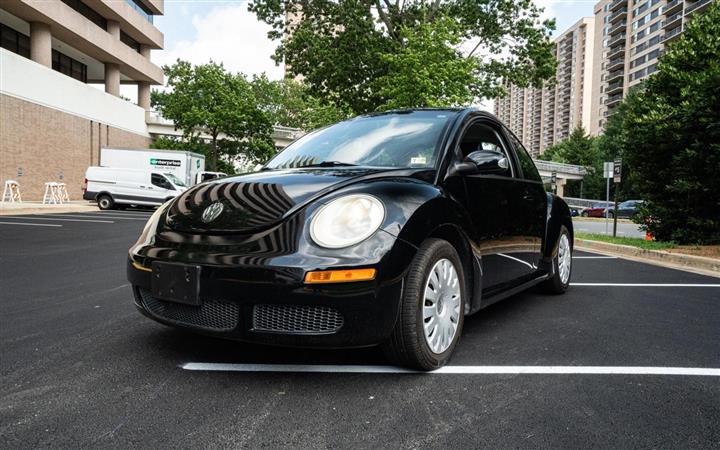 $10000 : 2010 VOLKSWAGEN NEW BEETLE image 8