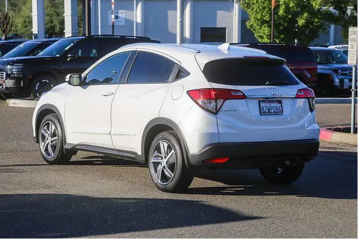 $22991 : Honda HR-V 2022 EX 4dr Cross image 2