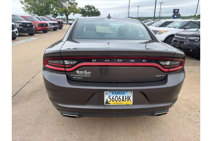 $17290 : Dodge Charger 2017 AWD SXT 4 image 6