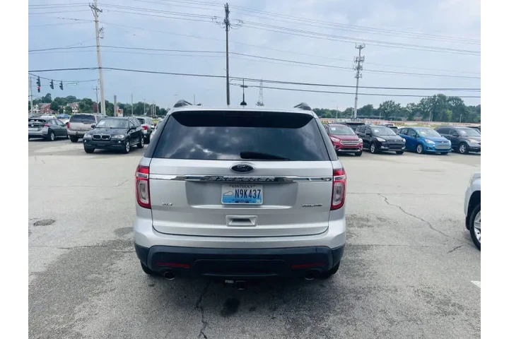 $4850 : 2013 Explorer XLT image 6