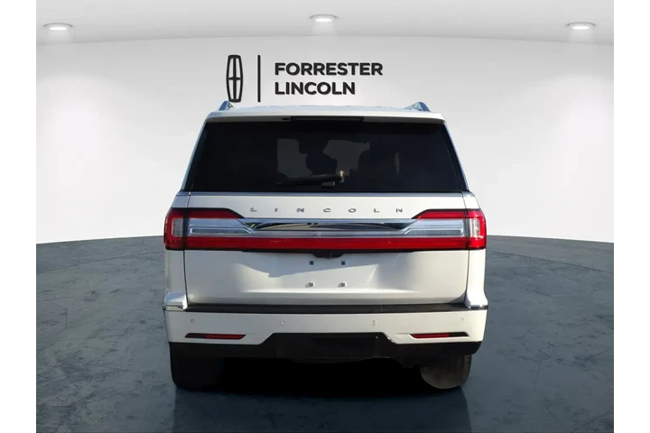 $32900 : Lincoln Navigator L 2019 4x4 image 4