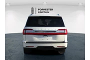 $32900 : Lincoln Navigator L 2019 4x4 thumbnail