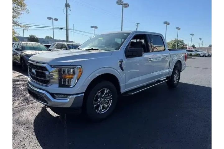 $39889 : Ford F-150 2022 4x4 XLT 4dr image 3