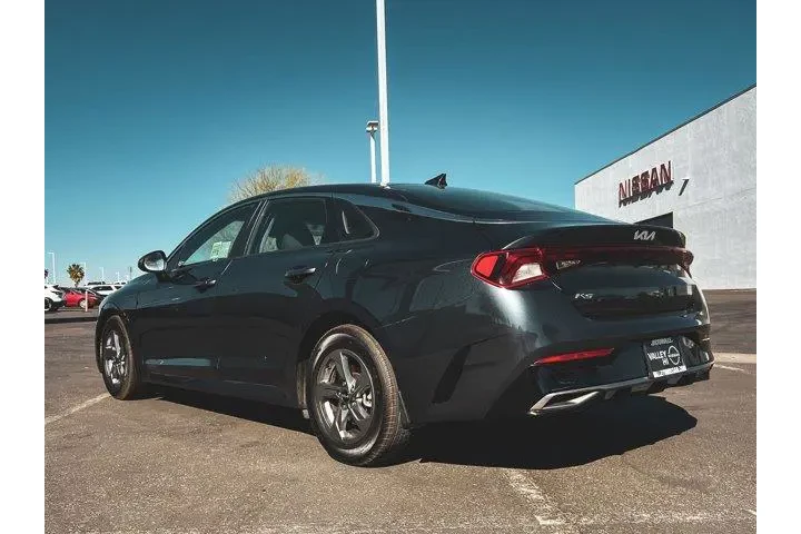 $17477 : Kia K5 2022 LXS 4dr Sedan image 5