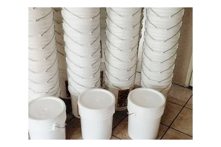VHS Strong Buckets image 4
