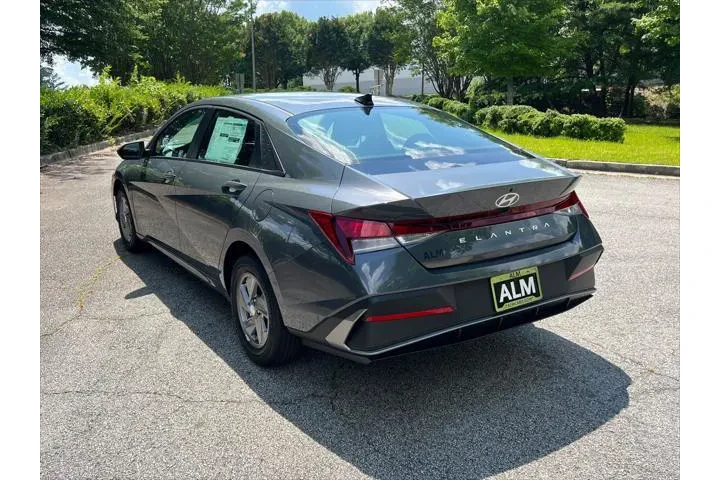 $19320 : Hyundai ELANTRA 2025 SE 4dr image 7