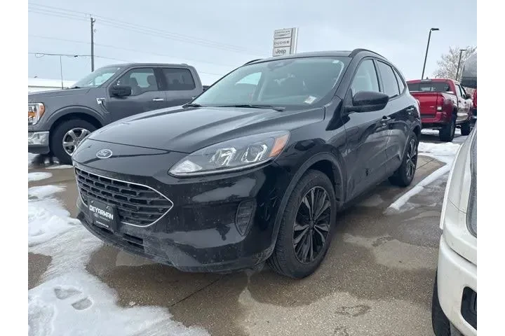 $19990 : Ford Escape 2022 AWD SE 4dr image 2