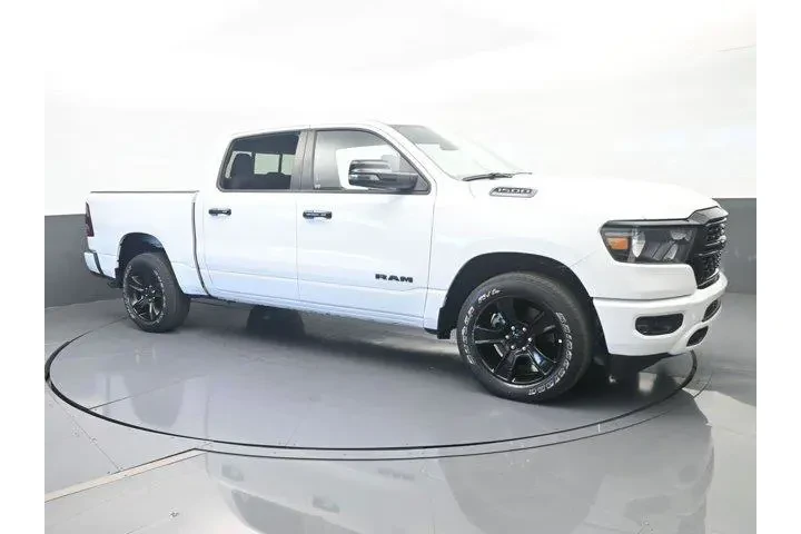 $33000 : Ram 1500 2024 4x2 Big Horn 4 image 8
