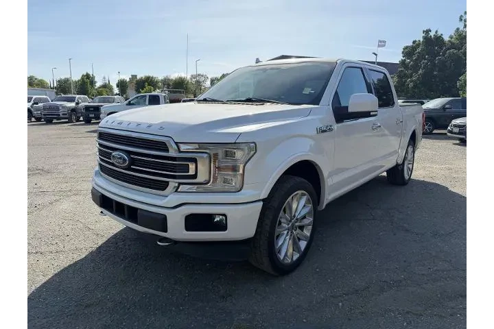 $32000 : Ford F-150 2018 4x4 XLT 4dr image 1