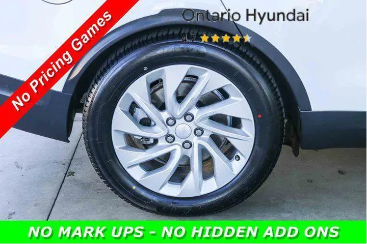 $35086 : Land Rover Discovery 2024 AW image 10