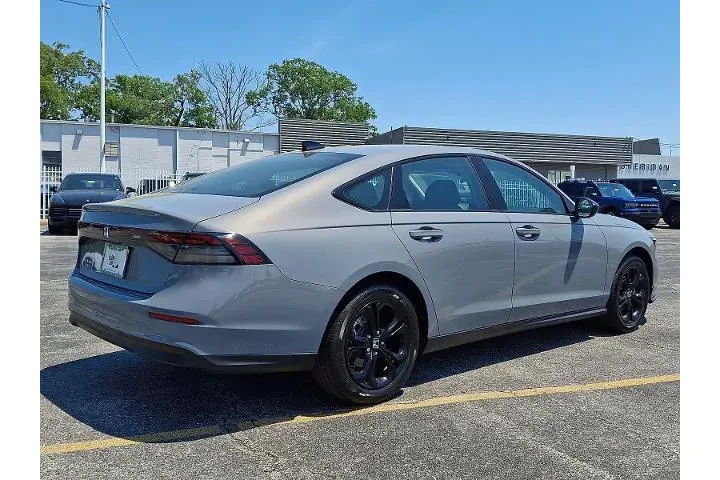 $30730 : Honda Accord 2025 SE 4dr Sed image 6