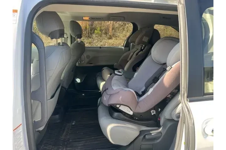 $37999 : Toyota Sienna 2022 XLE 8-Pas image 10