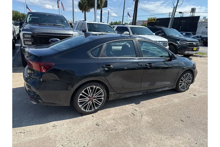 $22791 : Kia Forte 2024 GT 4dr Sedan image 5