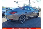 $31584 : Acura Integra 2023 4dr Liftb thumbnail