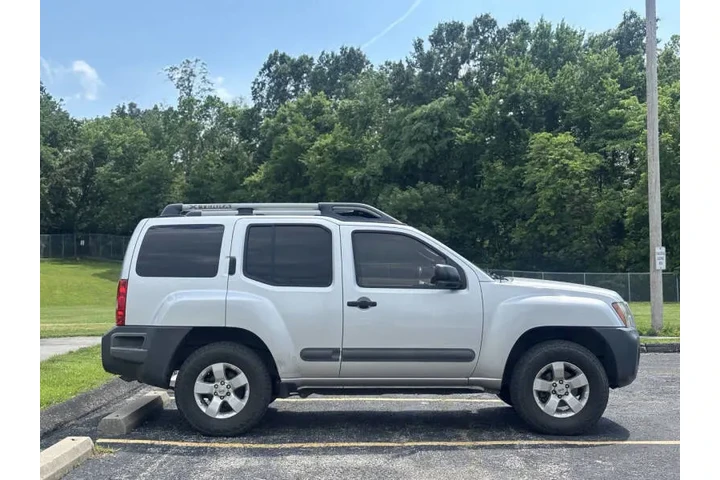 $5999 : 2012 Xterra X image 8
