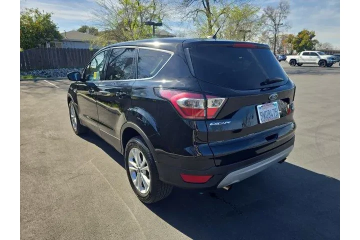 $13995 : Ford Escape 2017 AWD SE 4dr image 5