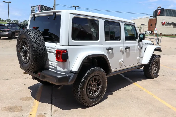 $69988 : 2023 Wrangler Rubicon 392 image 5