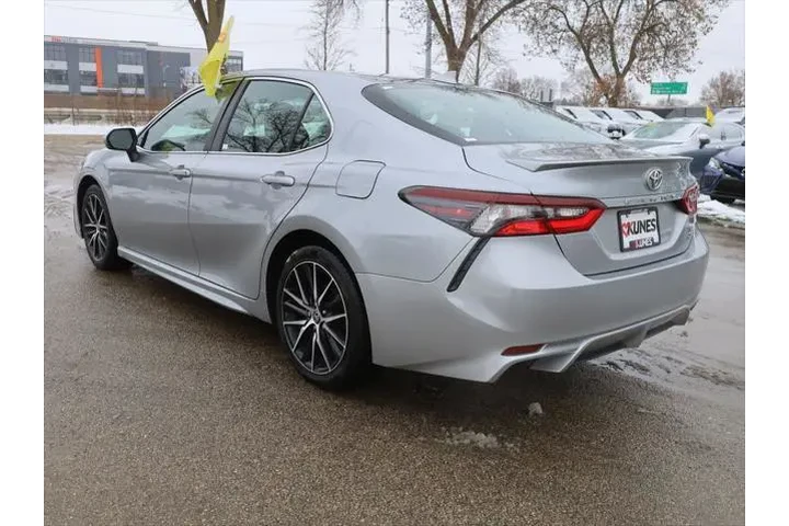 $24777 : Toyota Camry 2024 SE 4dr Sed image 7