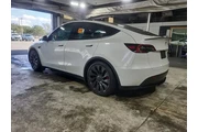 $28490 : Tesla Model Y 2021 AWD Perfo thumbnail