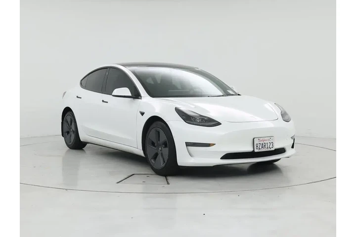 $27998 : Tesla Model 3 2022 AWD Long image 1