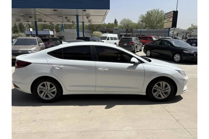 $11990 : 2019 Elantra SEL image 6