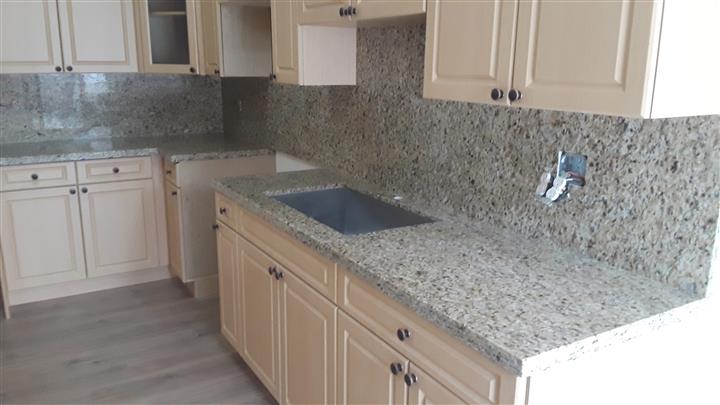 Granite kitchen image 4