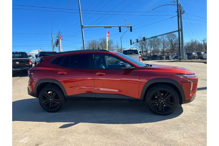 $21995 : 2024 Trax image 4