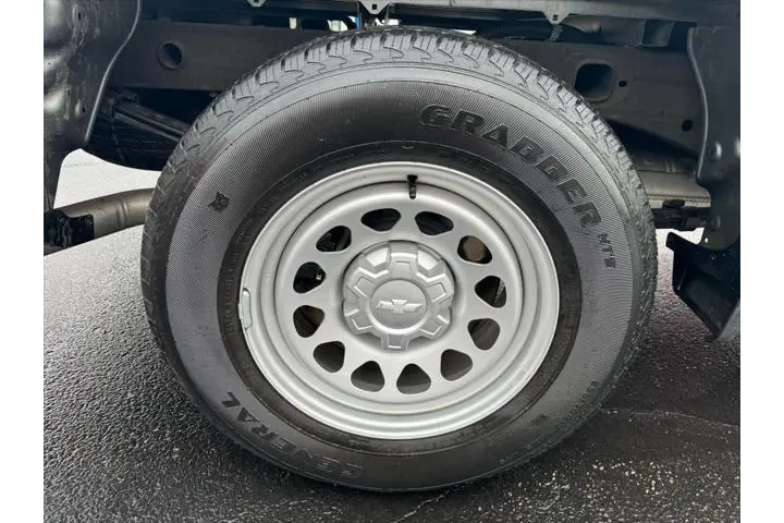 $27990 : Chevrolet Silverado 1500 202 image 8