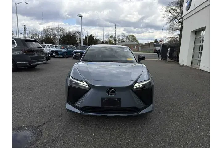 $27943 : Lexus RZ 300e 2024 Premium 4 image 5