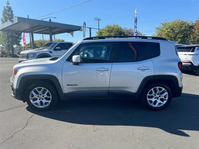 $9998 : 2015 Renegade Latitude image 10