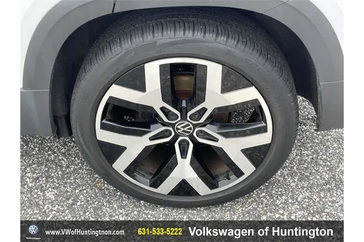 $19950 : Volkswagen Taos 2022 AWD SEL image 7