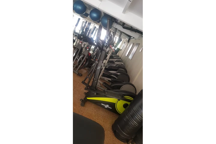 $1500000 : CUARTO EN EL POBLADO EAFIT image 3