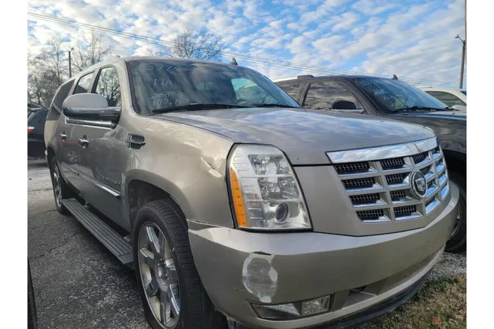 $7000 : 2007 Escalade ESV image 6