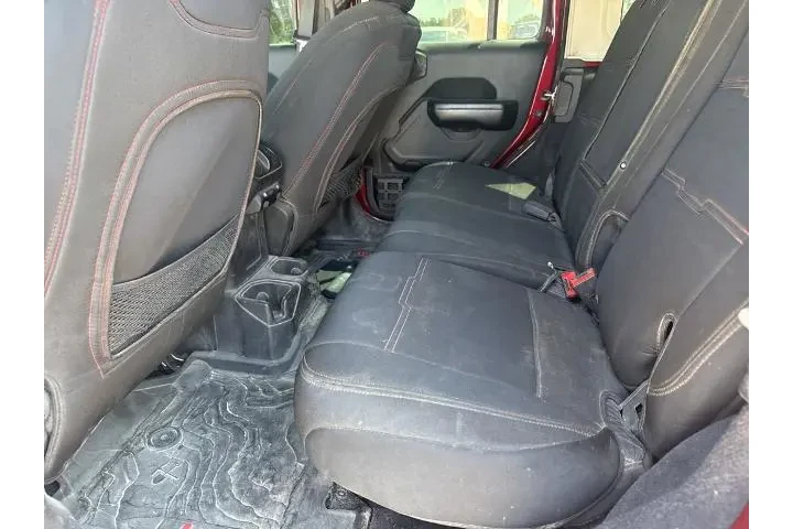 $25504 : Jeep Wrangler Unlimited 2021 image 10