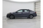 $18998 : Kia Forte 2023 LXS 4dr Sedan thumbnail