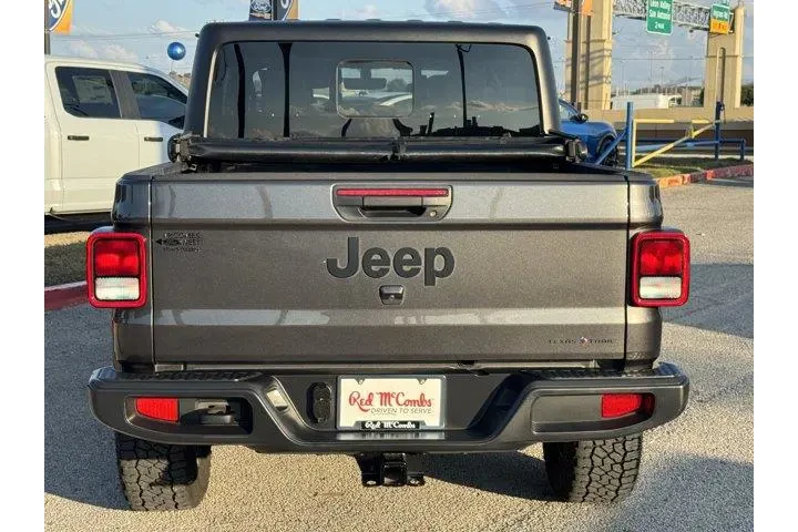 $37225 : Jeep Gladiator 2023 4x4 Spor image 9