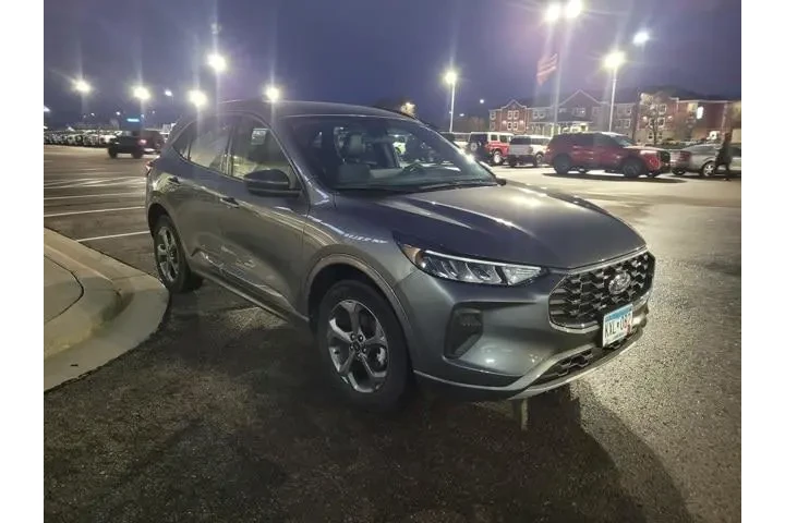 $23995 : Ford Escape 2023 AWD ST-Line image 3